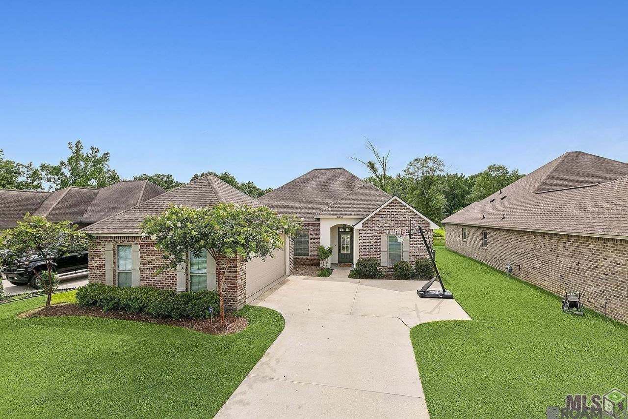 11343 Oak Run Dr, Geismar, LA 70734 Main Photo