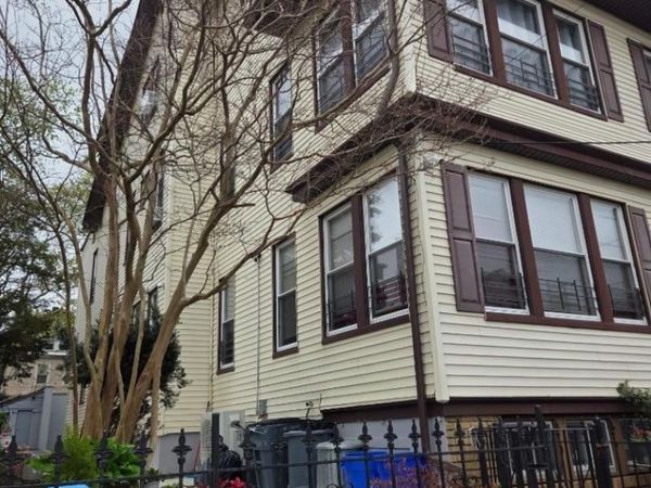 136 Hobson St, Newark, NJ 07112