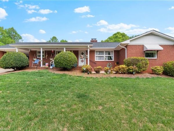 708 Hudson Street , Winston-Salem, NC 27105