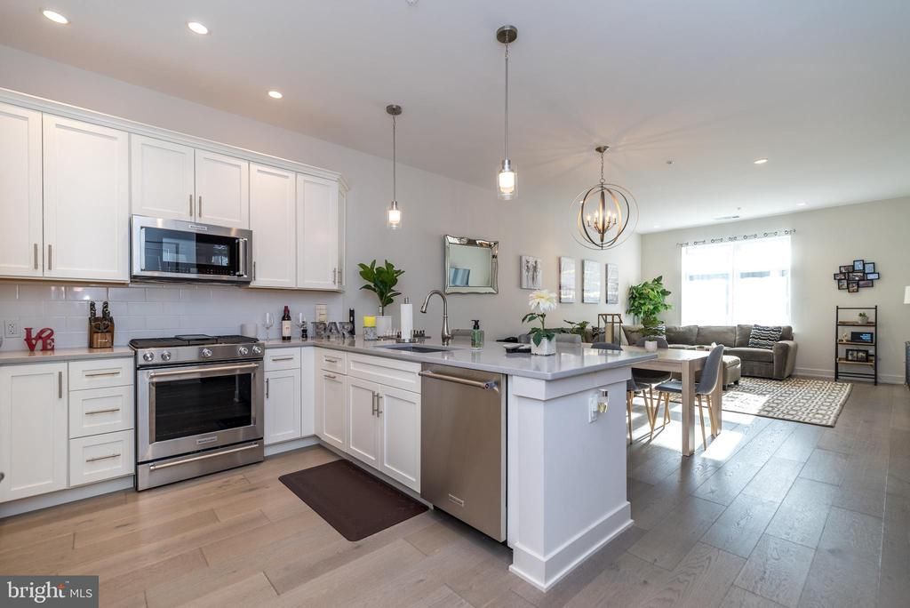 575 S Goddard Boulevard , Unit 410, King of Prussia, PA 19406 Main Photo