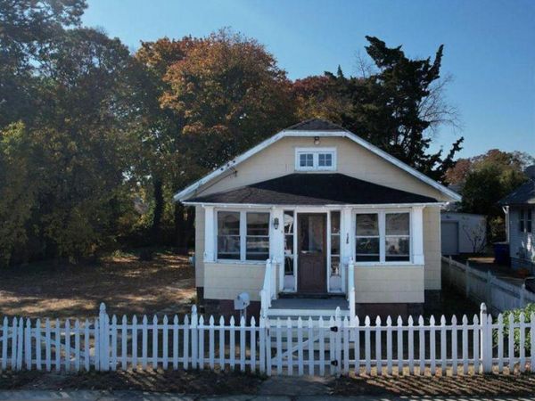 128 W PIERSON AVENUE W , SOMERS POINT, NJ 08244
