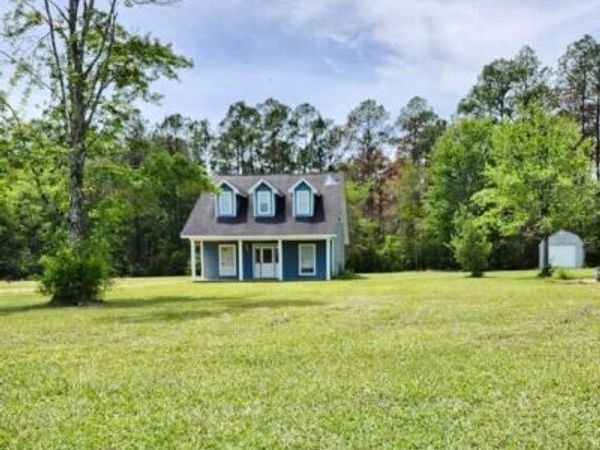 12 Austin Lane, Perkinston, MS 39573