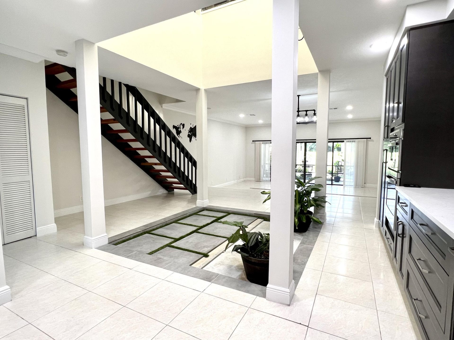 1905 Canterbury Circle, Wellington, FL 33414 Photo