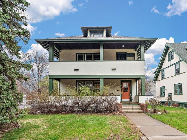 2017 Laurel Avenue, Saint Paul, MN 55104