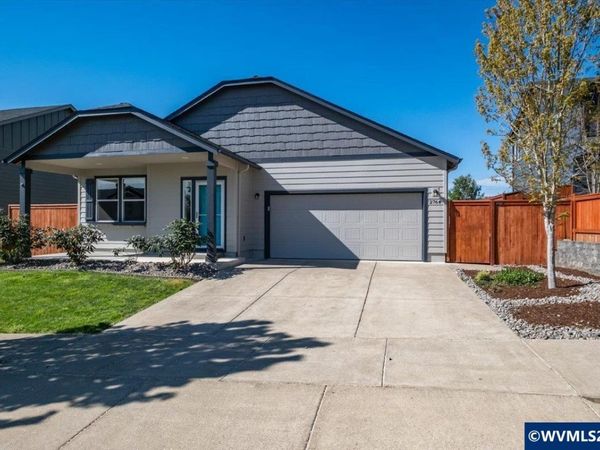 2764 NW Weather Stone St, Albany, OR 97321