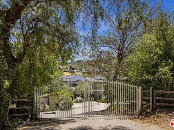 2210 Triunfo Place , Agoura Hills, CA 91301