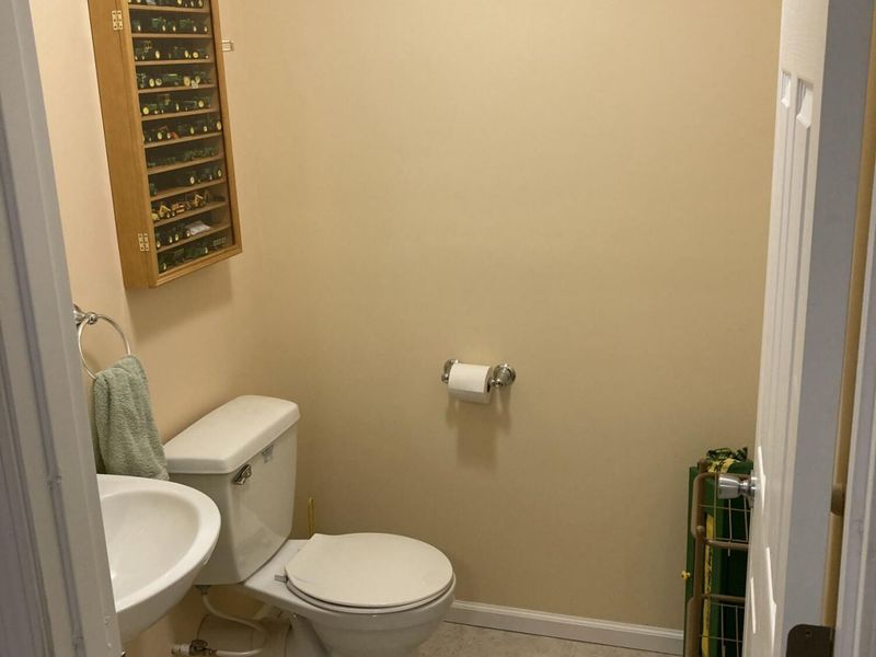 1144 Red Maple Drive, Troy, OH 45373 Photo 32