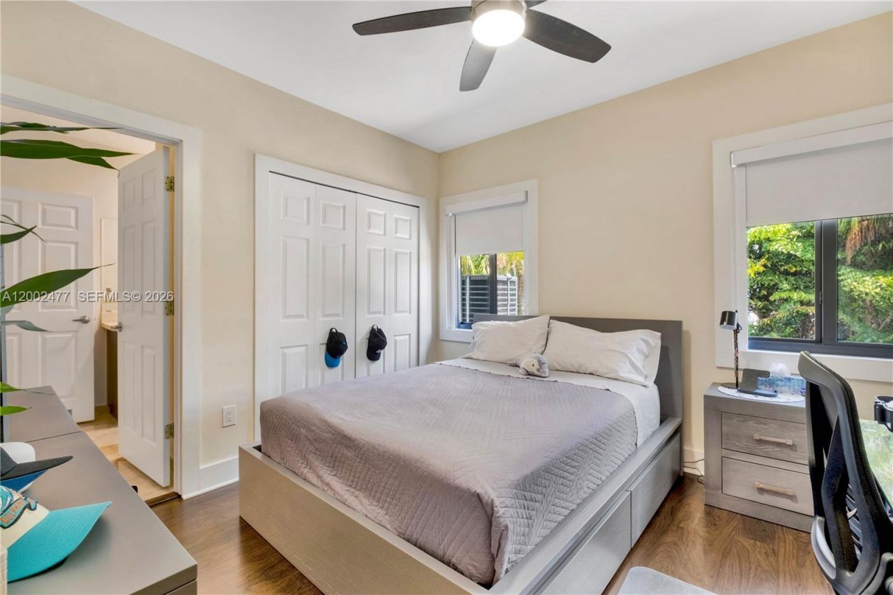 3141 Day Ave , Unit 3141, Miami, FL 33133 Photo