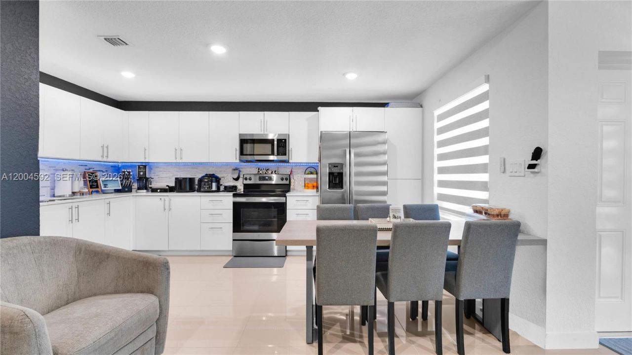 25664 SW 143rd Path , Homestead, FL 33032 Photo