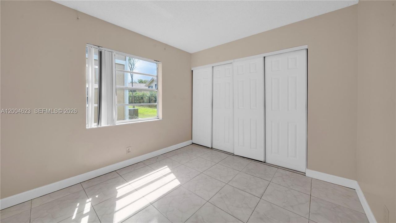 9964 Twin Lakes Dr , Unit 35-B, Coral Springs, FL 33071 Photo