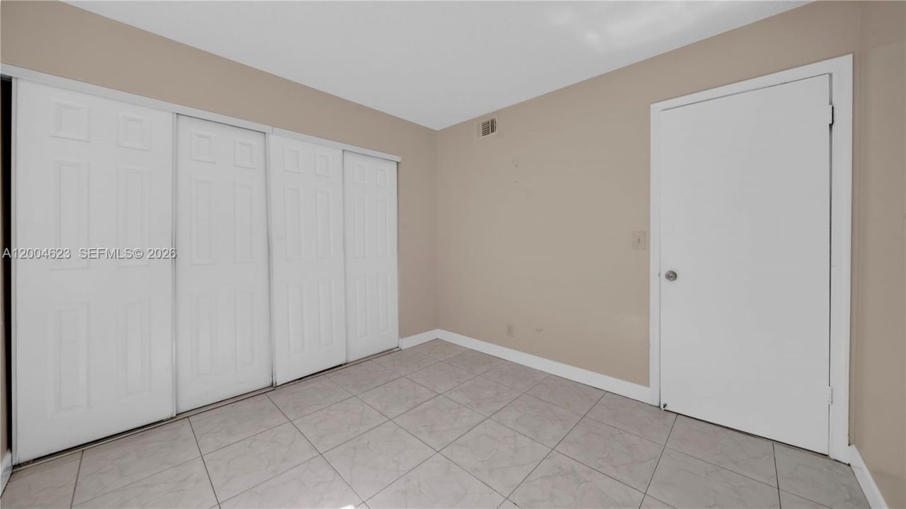 9964 Twin Lakes Dr , Unit 35-B, Coral Springs, FL 33071 Photo