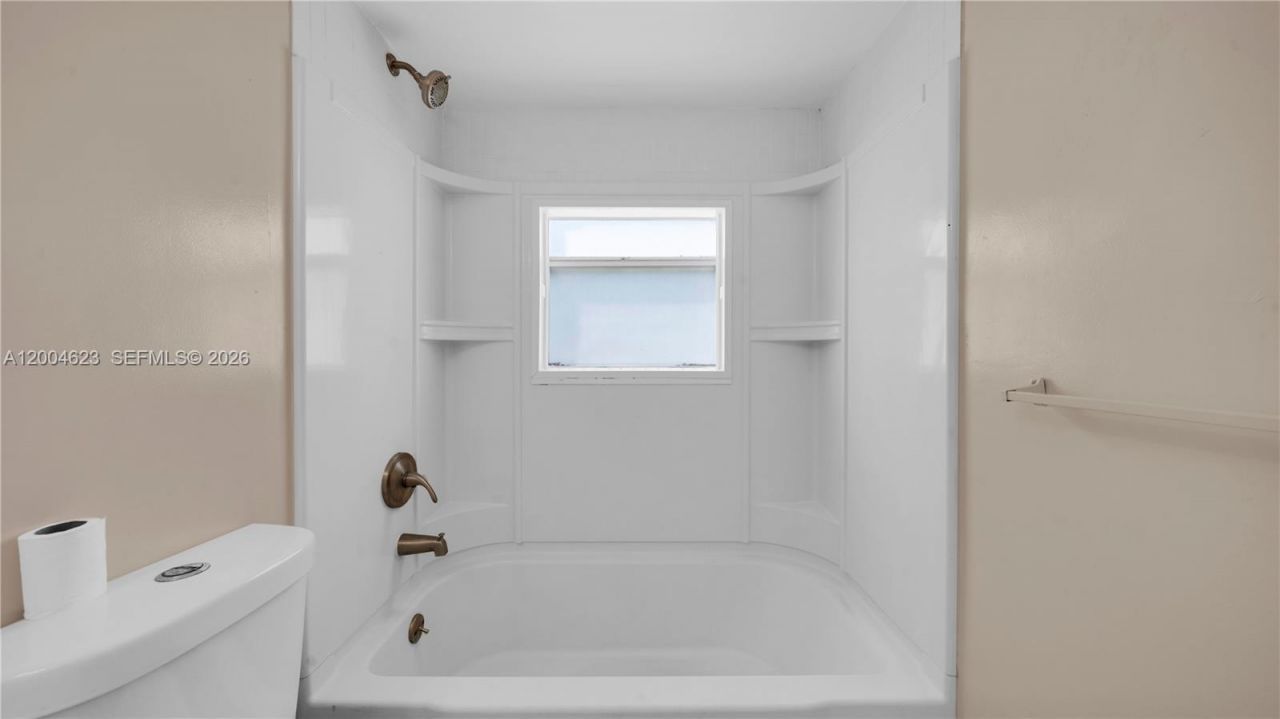 9964 Twin Lakes Dr , Unit 35-B, Coral Springs, FL 33071 Photo