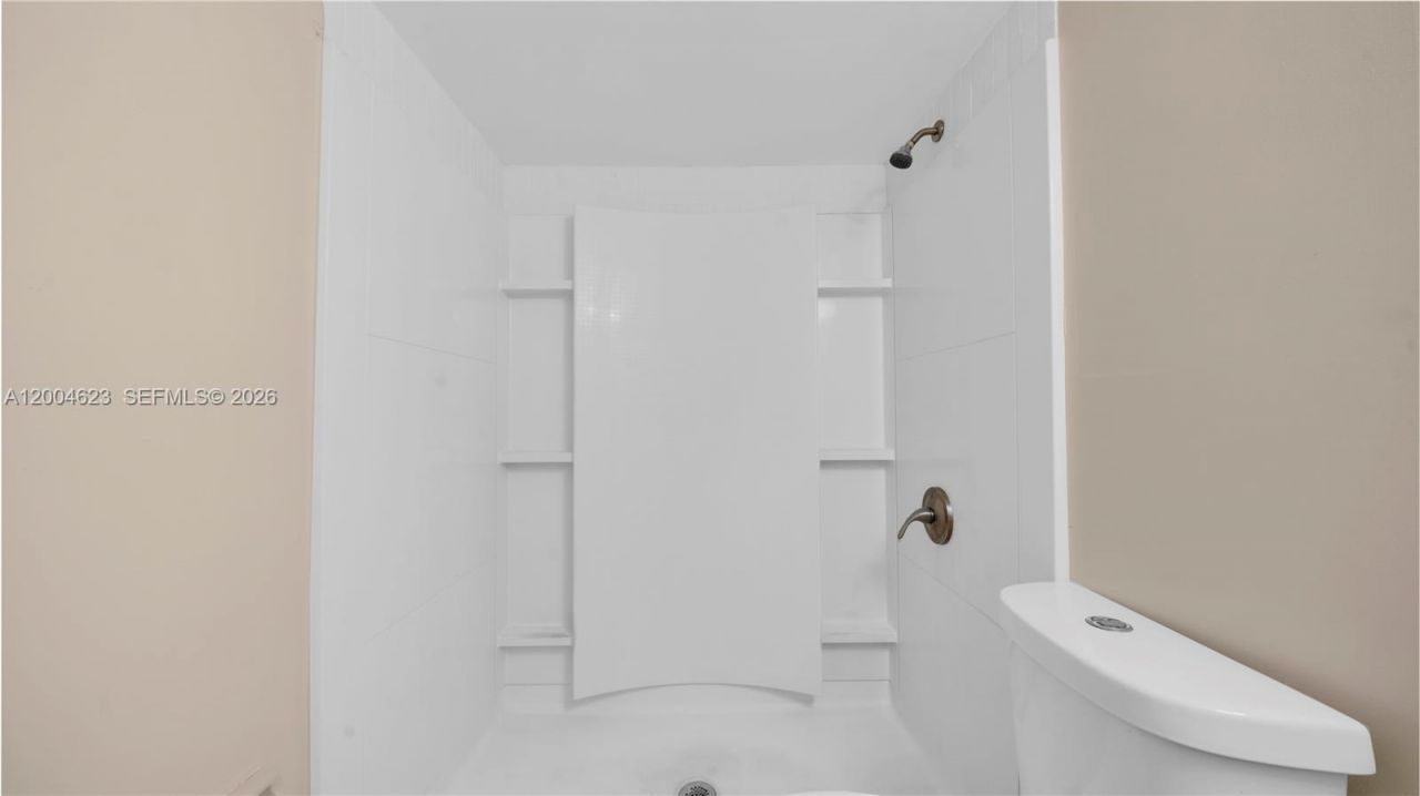 9964 Twin Lakes Dr , Unit 35-B, Coral Springs, FL 33071 Photo