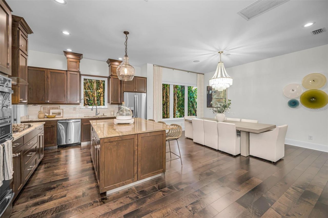 1710 Brightwaters Boulevard Ne, Saint Petersburg, FL 33704 Photo