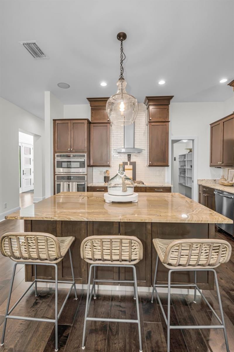 1710 Brightwaters Boulevard Ne, Saint Petersburg, FL 33704 Photo