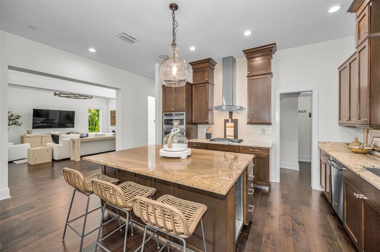 1710 Brightwaters Boulevard Ne, Saint Petersburg, FL 33704 Photo