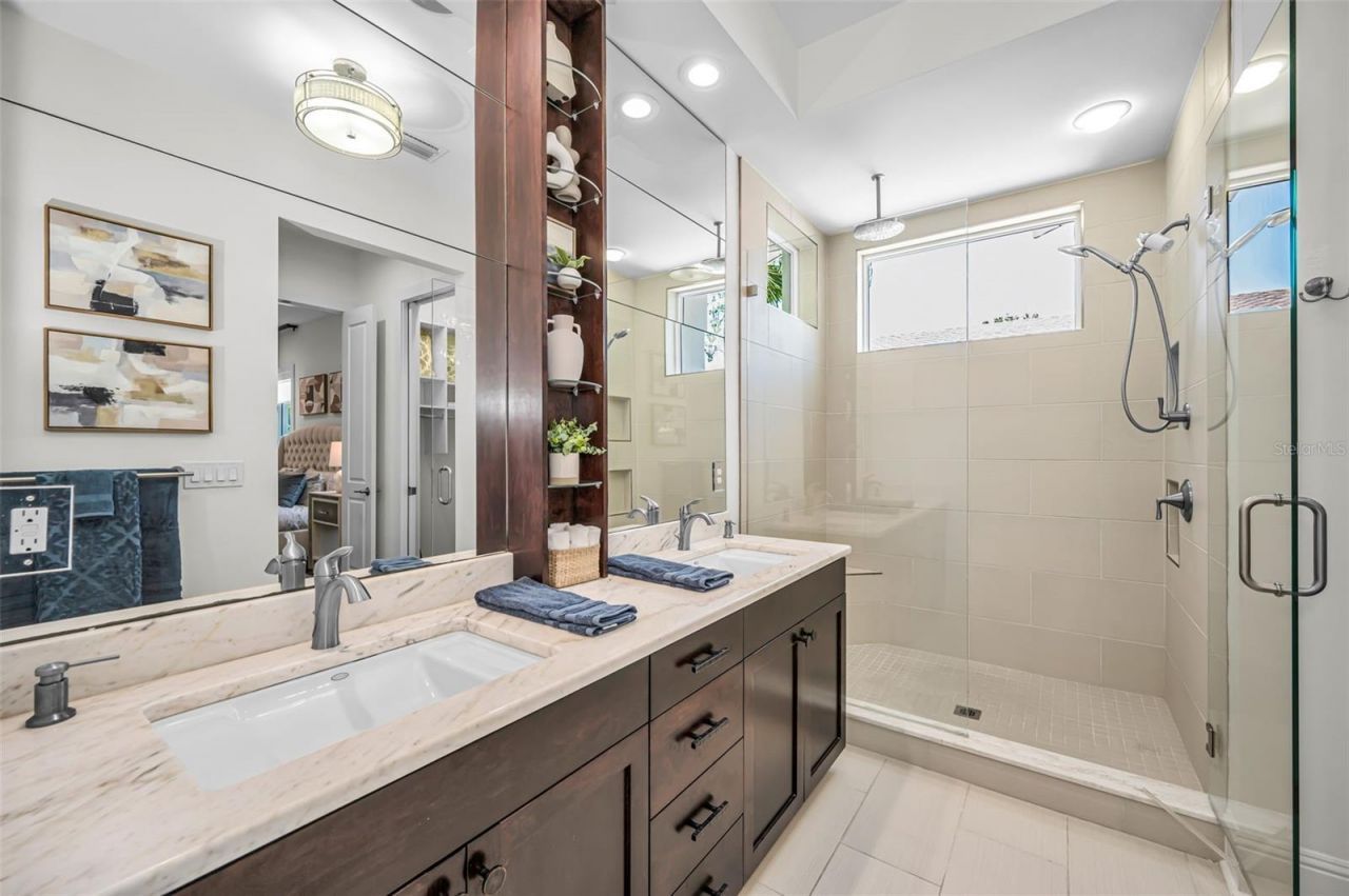 1710 Brightwaters Boulevard Ne, Saint Petersburg, FL 33704 Photo
