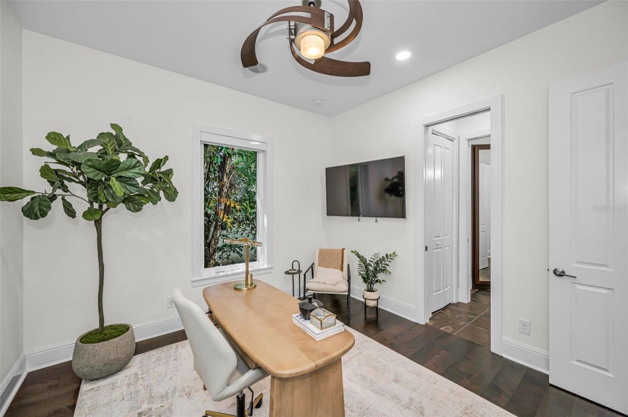 1710 Brightwaters Boulevard Ne, Saint Petersburg, FL 33704 Photo
