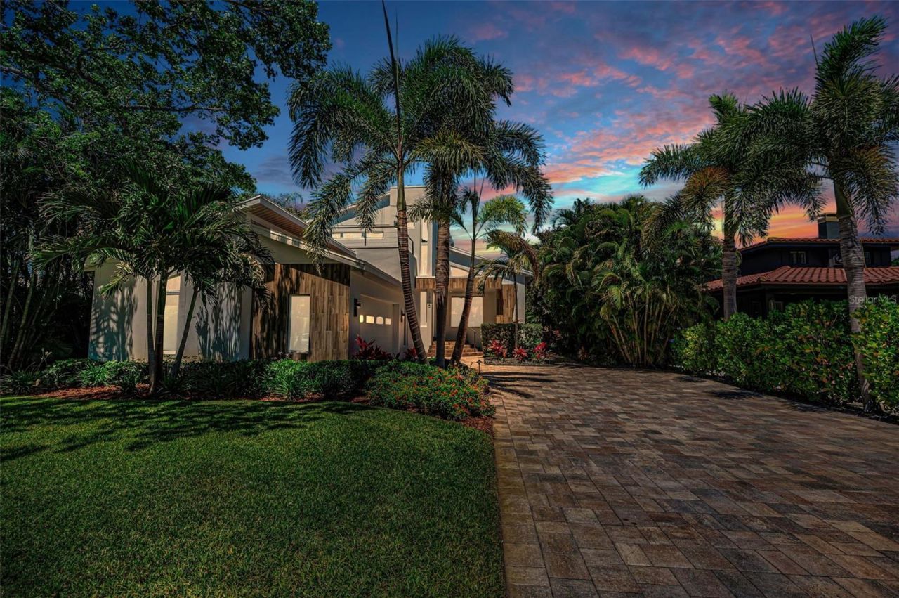 1710 Brightwaters Boulevard Ne, Saint Petersburg, FL 33704 Photo