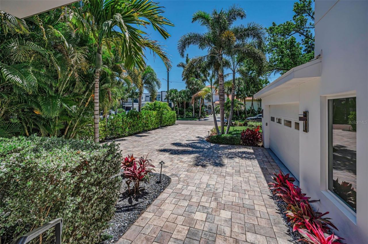 1710 Brightwaters Boulevard Ne, Saint Petersburg, FL 33704 Photo