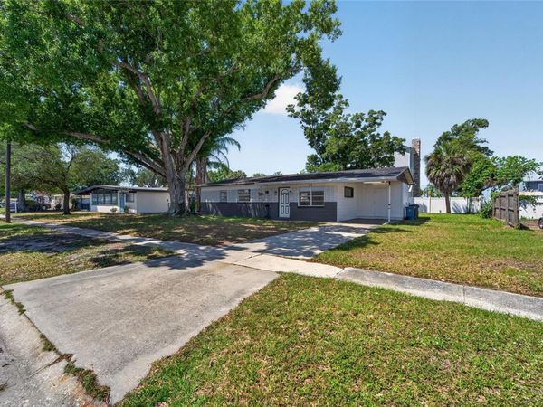 314 COUNTRY CLUB DRIVE , OLDSMAR, FL 34677