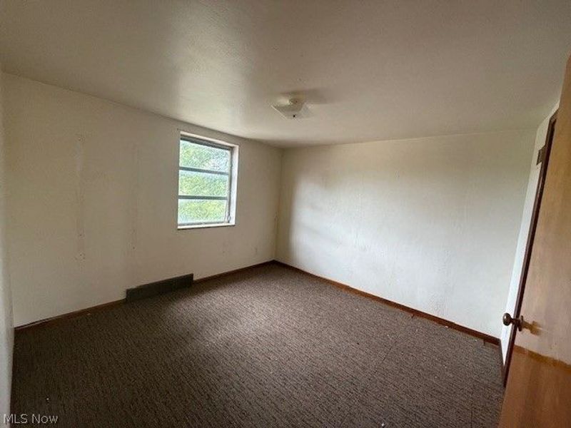 129 Reichart Avenue, Wintersville, OH 43953 Photo 14