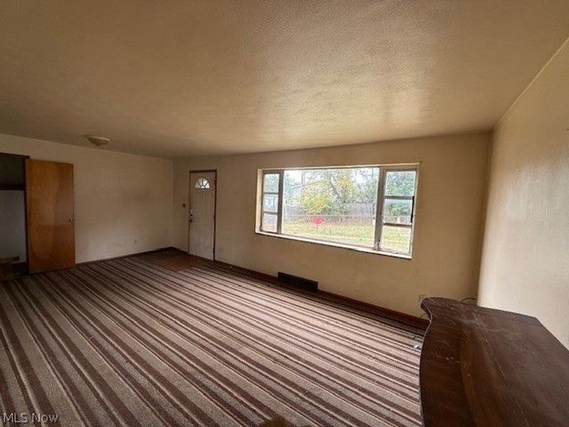 129 Reichart Avenue, Wintersville, OH 43953 Photo 9