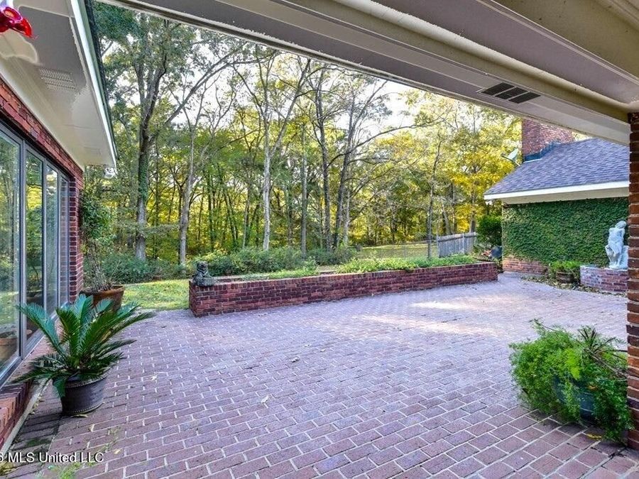 Property Image 43