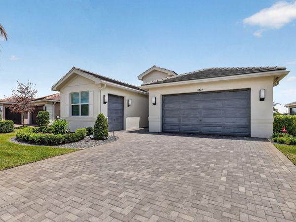 11869 SW Poseidon Way, Port St. Lucie, FL 34987