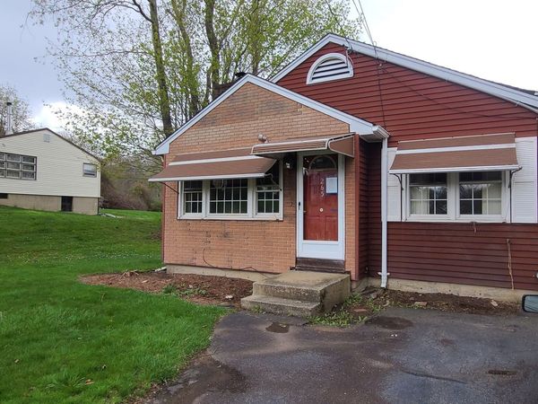 265 South, Plymouth, CT 06782