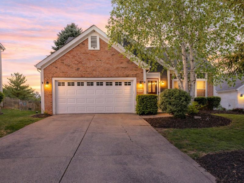 7824 Oakland Hills Court, Pickerington, OH 43147 Photo 1