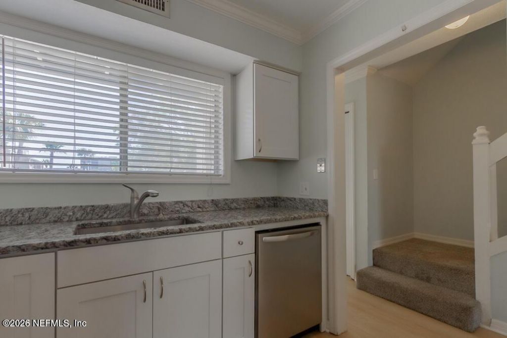 360 14th Avenue S, Unit E, Jacksonville Beach, FL 32250 Photo