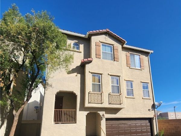8920 James Carl Court , Las Vegas, NV 89149