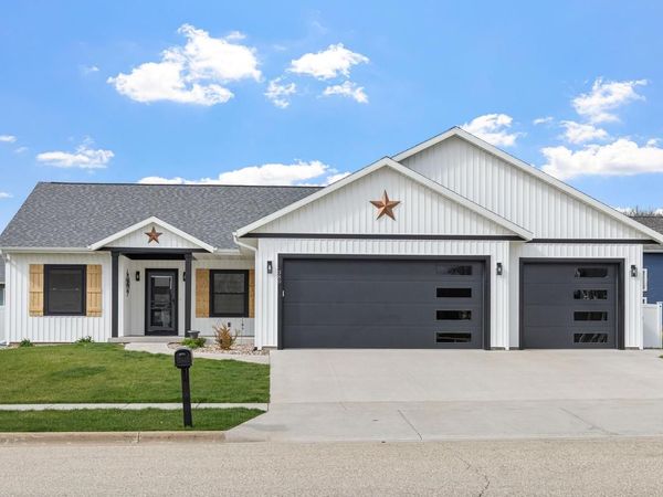 380 Lakewood STREET, West Salem, WI 54669