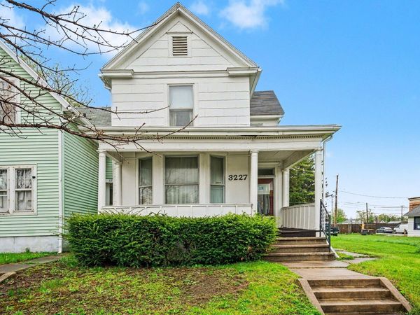 3227 S Calhoun Street, Fort Wayne, IN 46807