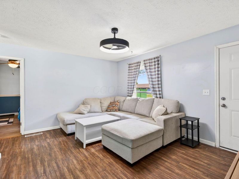 4900 Root Street, Columbus, OH 43207 Photo 15