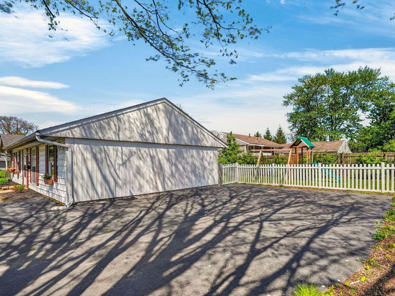 4900 Root Street, Columbus, OH 43207 Photo 46