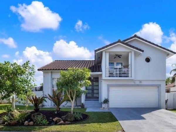 16070 SW 89th Ave Rd, Palmetto Bay, FL 33157