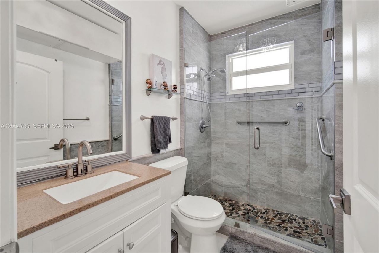 16070 SW 89th Ave Rd, Palmetto Bay, FL 33157 Photo