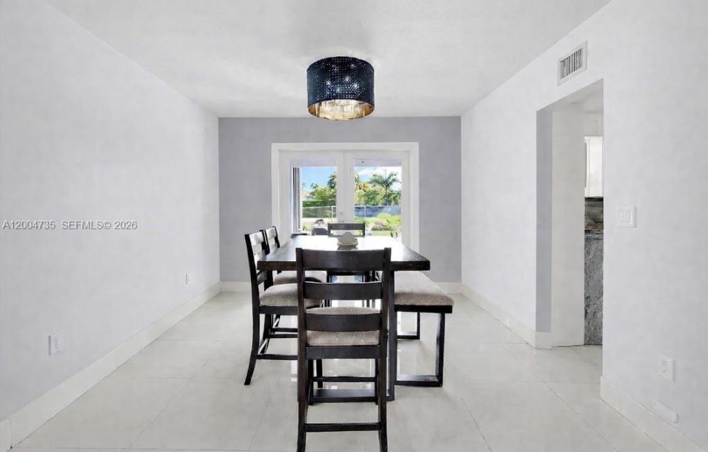 16070 SW 89th Ave Rd, Palmetto Bay, FL 33157 Photo