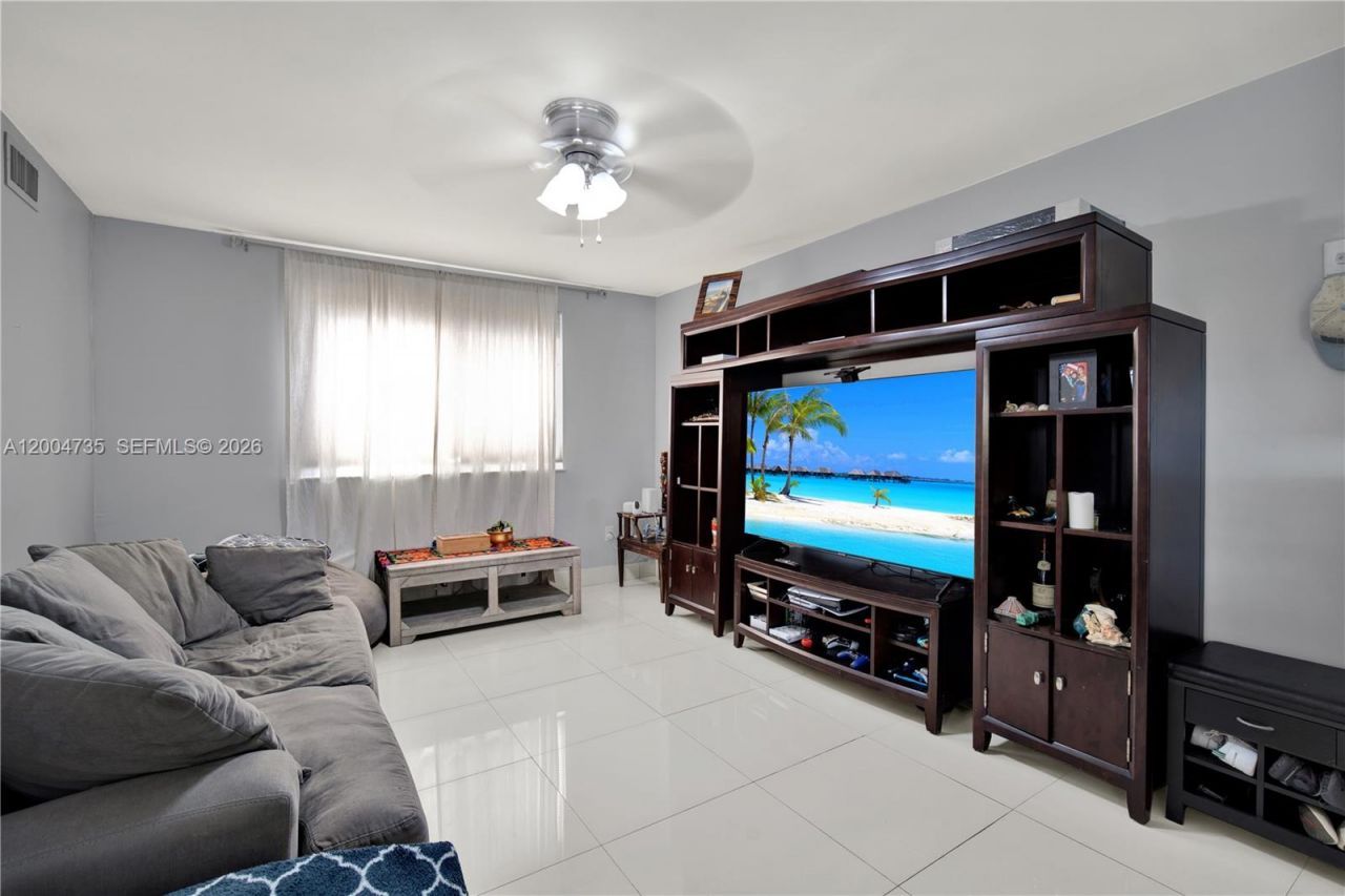 16070 SW 89th Ave Rd, Palmetto Bay, FL 33157 Photo