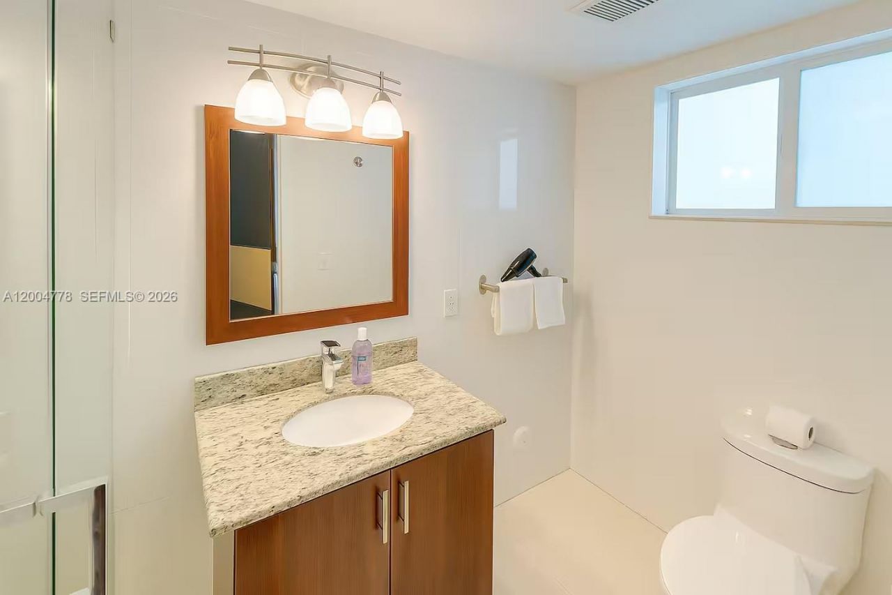 1045 94th St, Unit 2, Bay Harbor Islands, FL 33154 Photo