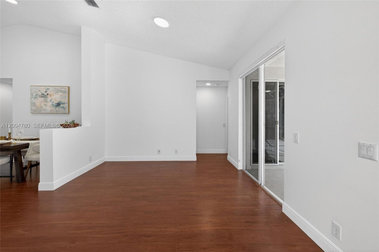 875 Savannah Falls Dr, Unit ., Weston, FL 33327 Photo