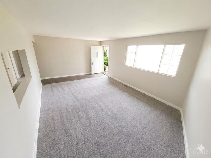 2136 Renee Drive, Madison Twp, OH 45042 Photo 4