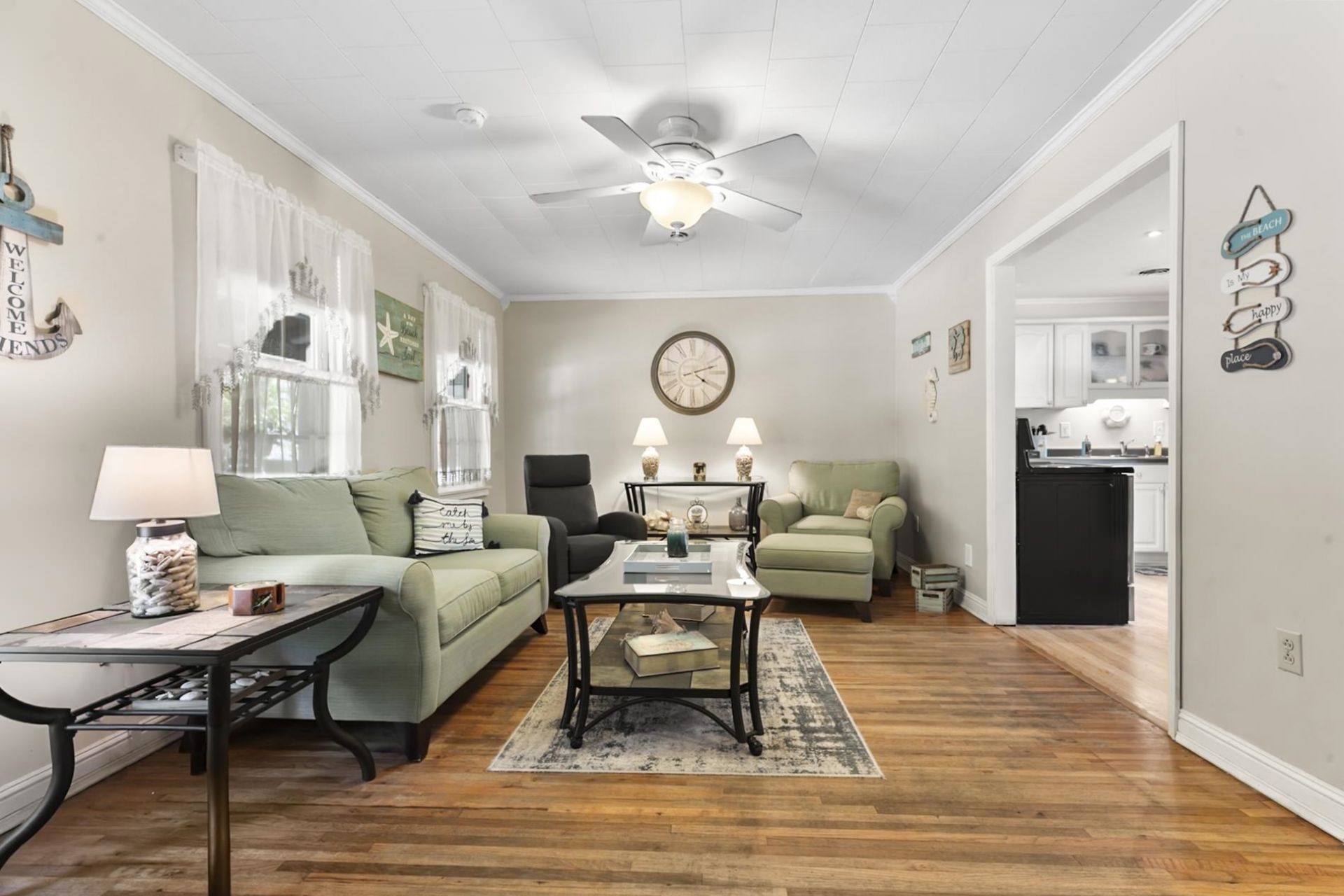 3308 Dunes St. Photo 4