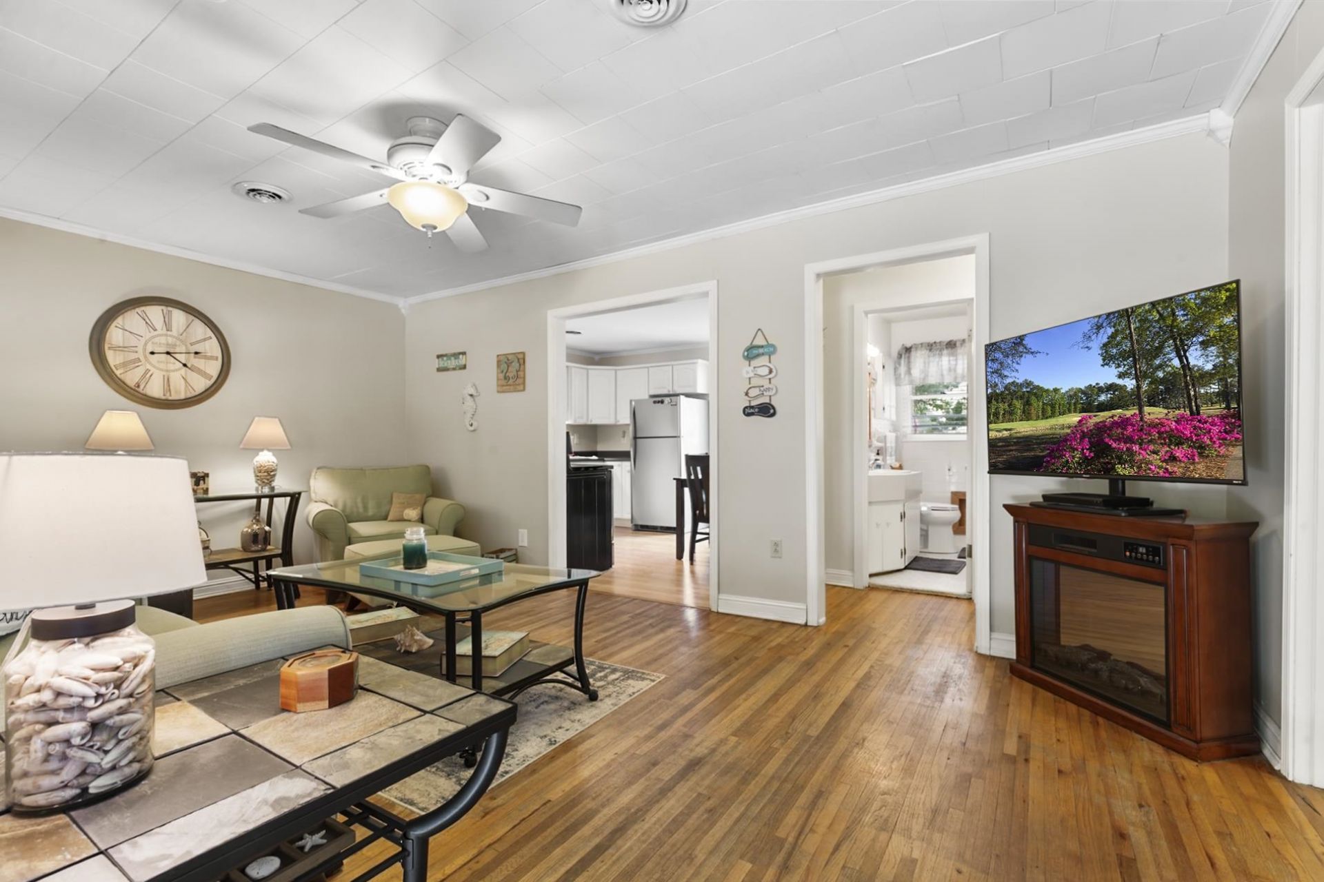 3308 Dunes St. Photo 5