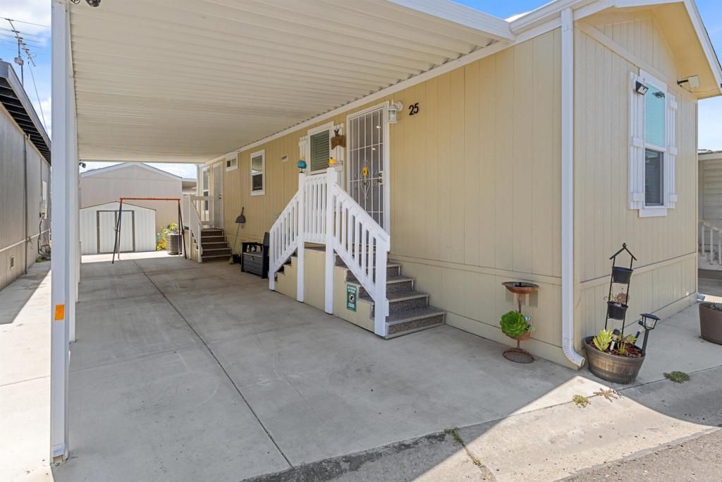 3221 Bancroft Drive, Unit 25, Spring Valley, CA 91977 Main Photo