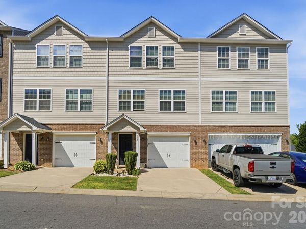 117 Langhorne Drive , Mount Holly, NC 28120
