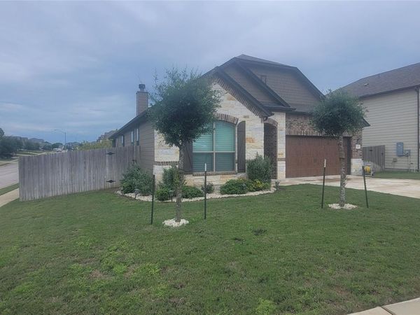 105 W Point WAY , Elgin, TX 78621