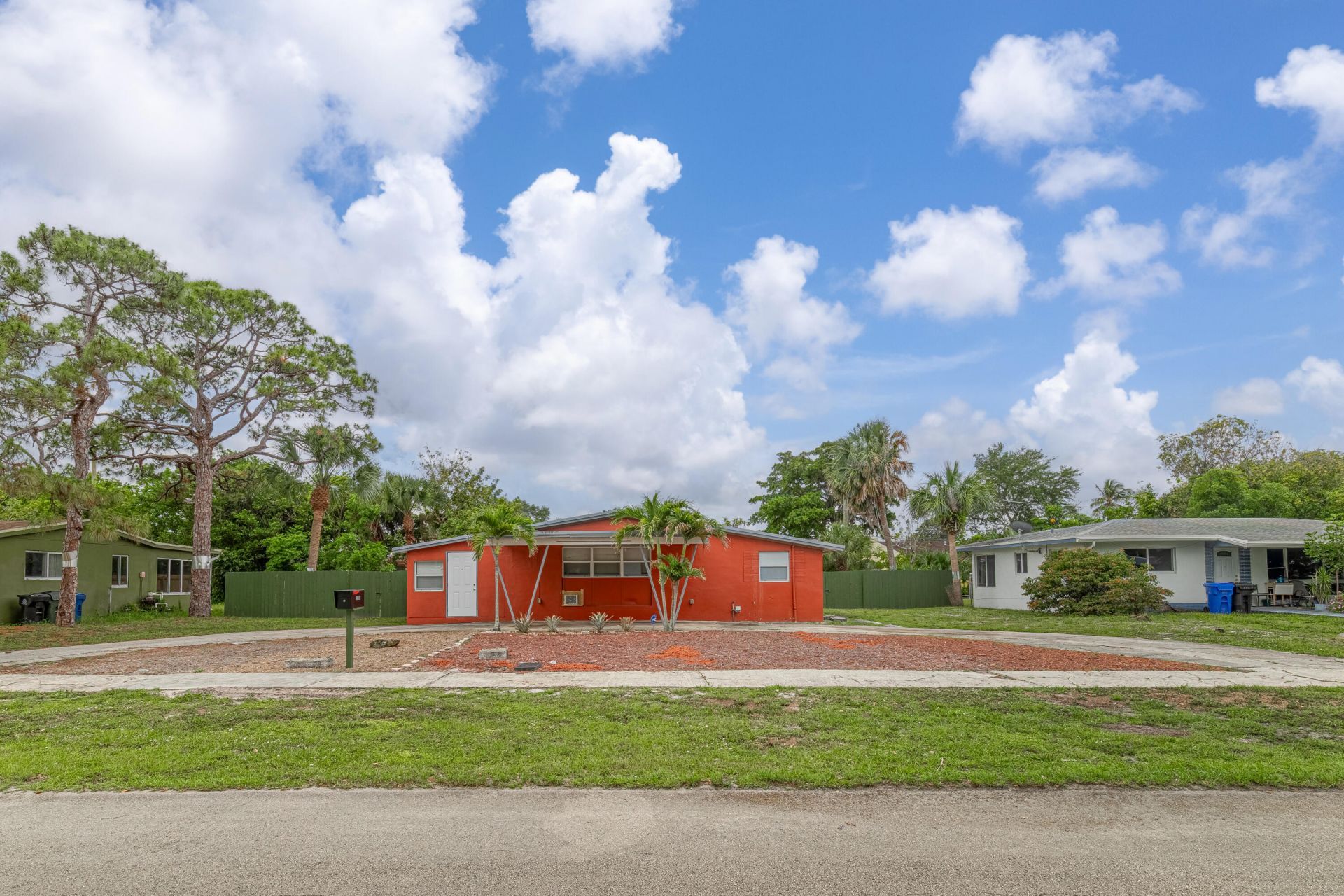 2550 SW 5th Street, Fort Lauderdale, FL 33312 Main Photo